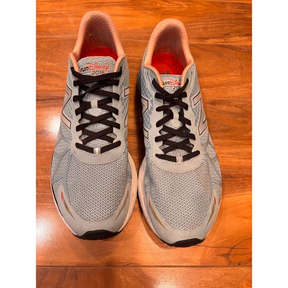 New Balance Run Disney 2016 Dumbo men’s shoes size 12 blue yellow - Picture 2 of 11